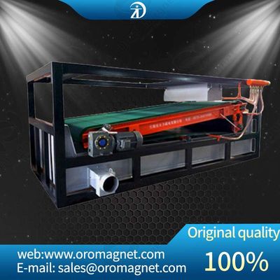 Automatische magnetische separator met transportband